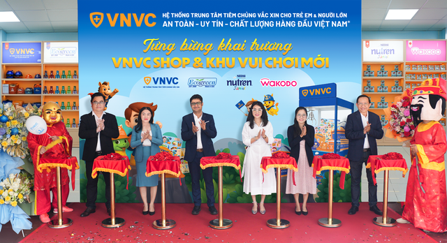 VNVC SHOP ra mắt gian hàng, người dân an tâm mua sản phẩm sức khỏe chính hãng- Ảnh 1. VNVC SHOP ra mắt gian hàng, người dân an tâm mua sản phẩm sức khỏe chính hãng- Ảnh 1.