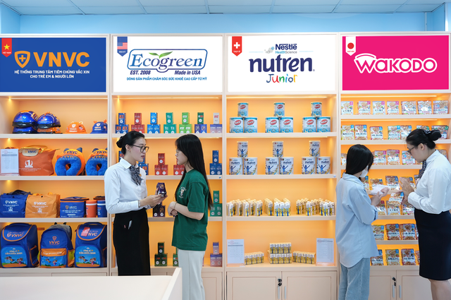 VNVC SHOP ra mắt gian hàng, người dân an tâm mua sản phẩm sức khỏe chính hãng- Ảnh 2. VNVC SHOP ra mắt gian hàng, người dân an tâm mua sản phẩm sức khỏe chính hãng- Ảnh 2.