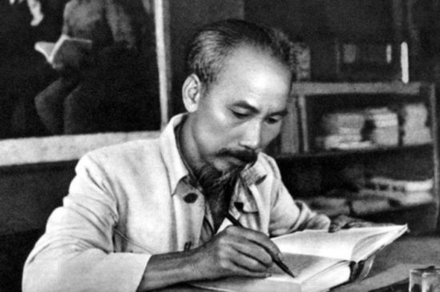 Báo chí cách mạng Việt Nam: Ngọn cờ tư tưởng, động lực to lớn góp phần đưa đất nước vững bước vào kỷ nguyên mới- Ảnh 2. Báo chí cách mạng Việt Nam: Ngọn cờ tư tưởng, động lực to lớn góp phần đưa đất nước vững bước vào kỷ nguyên mới- Ảnh 2.