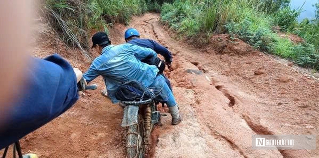 Dấu ấn tác nghiệp báo chí – Khoảnh khắc không thể quên qua góc nhìn của nhà báo Hùng Võ- Ảnh 3. Dấu ấn tác nghiệp báo chí – Khoảnh khắc không thể quên qua góc nhìn của nhà báo Hùng Võ- Ảnh 3.