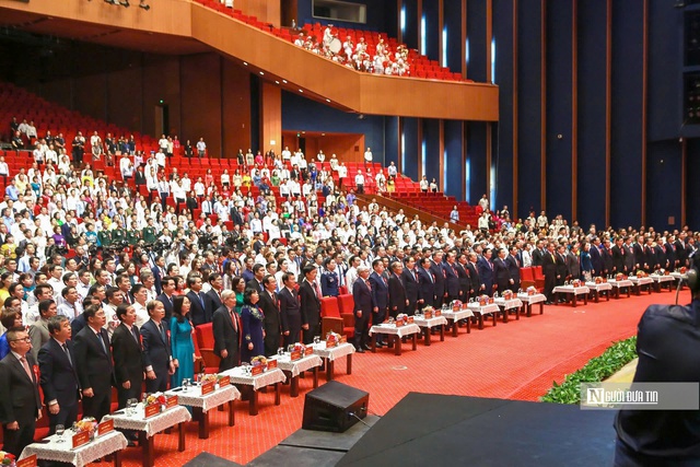 Trăm năm vẻ vang đã qua và trăm năm phía trước của Báo chí Cách mạng Việt Nam- Ảnh 1. Trăm năm vẻ vang đã qua và trăm năm phía trước của Báo chí Cách mạng Việt Nam- Ảnh 1.