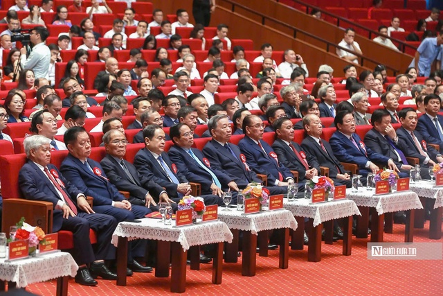 Trăm năm vẻ vang đã qua và trăm năm phía trước của Báo chí Cách mạng Việt Nam- Ảnh 3. Trăm năm vẻ vang đã qua và trăm năm phía trước của Báo chí Cách mạng Việt Nam- Ảnh 3.