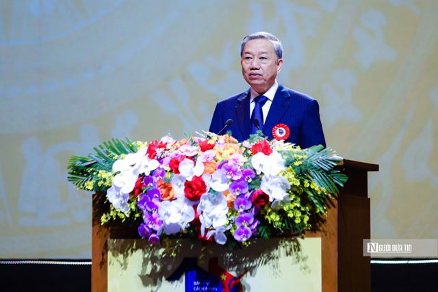 Tổng Bí thư Tô Lâm: Báo chí phải trở thành lực lượng kiến tạo niềm tin, cổ vũ khát vọng phát triển- Ảnh 3. Tổng Bí thư Tô Lâm: Báo chí phải trở thành lực lượng kiến tạo niềm tin, cổ vũ khát vọng phát triển- Ảnh 3.