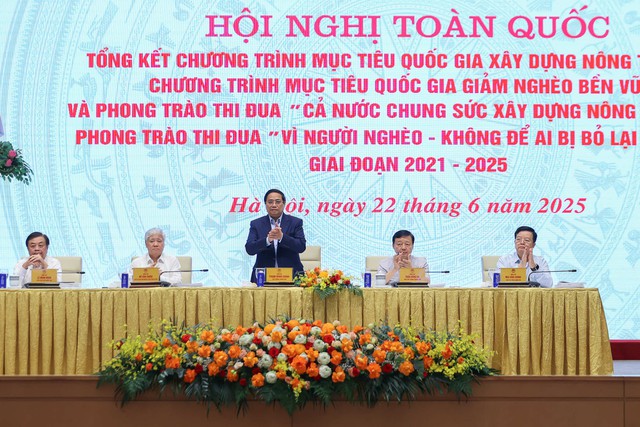 Thủ tướng: Nông nghiệp là trụ đỡ, nông dân là trung tâm, nông thôn là nền tảng- Ảnh 1. Thủ tướng: Nông nghiệp là trụ đỡ, nông dân là trung tâm, nông thôn là nền tảng- Ảnh 1.