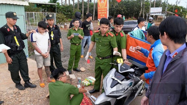 Cuộc chiến với tội phạm ma túy thời kỳ mới – Kỳ 2: Vỏ bọc doanh nghiệp và dòng tiền ảo trong tay tội phạm ma túy- Ảnh 2. Cuộc chiến với tội phạm ma túy thời kỳ mới – Kỳ 2: Vỏ bọc doanh nghiệp và dòng tiền ảo trong tay tội phạm ma túy- Ảnh 2.