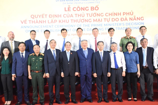 Đà Nẵng được trao cơ chế đặc thù, kỳ vọng trở thành đầu tàu kinh tế mới- Ảnh 4. Đà Nẵng được trao cơ chế đặc thù, kỳ vọng trở thành đầu tàu kinh tế mới- Ảnh 4.