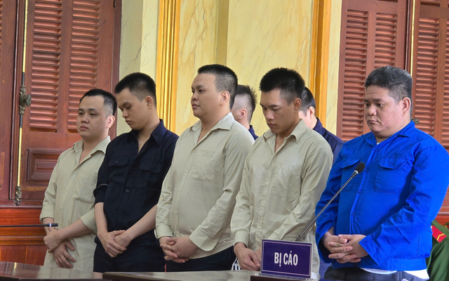 Một án tử hình và nhiều án phạt nghiêm khắc cho nhóm sát hại nhân viên quán karaoke- Ảnh 1. Một án tử hình và nhiều án phạt nghiêm khắc cho nhóm sát hại nhân viên quán karaoke- Ảnh 1.