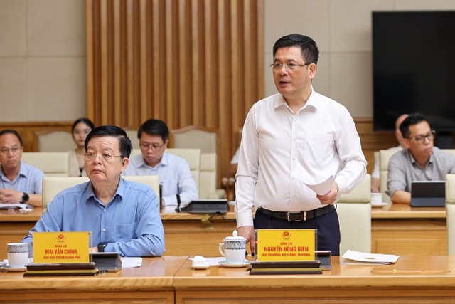 Bộ Công an gọi tên 2 doanh nghiệp "tuồn" 11.000 tỷ đồng hàng giả ra thị trường- Ảnh 1. Bộ Công an gọi tên 2 doanh nghiệp "tuồn" 11.000 tỷ đồng hàng giả ra thị trường- Ảnh 1.