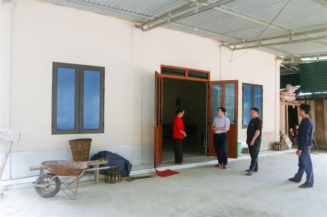 Huyện miền núi khó khăn bậc nhất Nghệ An “cán đích” xây nhà cho người nghèo- Ảnh 4. Huyện miền núi khó khăn bậc nhất Nghệ An “cán đích” xây nhà cho người nghèo- Ảnh 4.