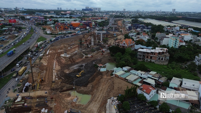 Hàng loạt công trình giao cắt Vành đai 3 bước vào giai đoạn nước rút- Ảnh 10. Hàng loạt công trình giao cắt Vành đai 3 bước vào giai đoạn nước rút- Ảnh 10.