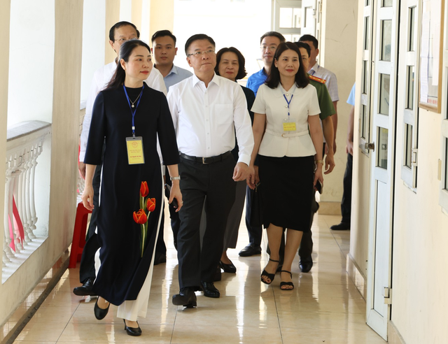 Tốt nghiệp THPT: Làm hết trách nhiệm để chống gian lận thi cử- Ảnh 2. Tốt nghiệp THPT: Làm hết trách nhiệm để chống gian lận thi cử- Ảnh 2.
