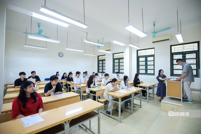 Tốt nghiệp THPT 2025: Kỳ thi được toàn xã hội đặt nhiều kỳ vọng - Ảnh 3. Tốt nghiệp THPT 2025: Kỳ thi được toàn xã hội đặt nhiều kỳ vọng - Ảnh 3.