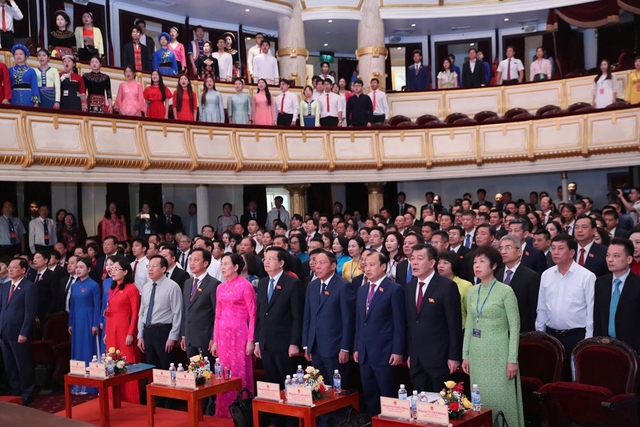 Khai mạc trọng thể Đại hội Đảng bộ Bộ VHTTDL nhiệm kỳ 2025-2030: Sứ mệnh giữ gìn hồn cốt dân tộc, khơi dậy khát vọng phát triển, lan tỏa niềm tin, trí tuệ và bản lĩnh Việt Nam- Ảnh 1. Khai mạc trọng thể Đại hội Đảng bộ Bộ VHTTDL nhiệm kỳ 2025-2030: Sứ mệnh giữ gìn hồn cốt dân tộc, khơi dậy khát vọng phát triển, lan tỏa niềm tin, trí tuệ và bản lĩnh Việt Nam- Ảnh 1.