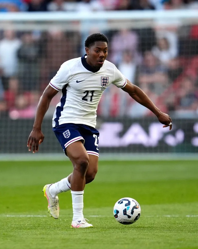 Phong độ tốt của Myles Lewis-Skelly tại Arsenal đã giúp anh ra mắt đội tuyển Anh. (Ảnh: PA) Phong độ tốt của Myles Lewis-Skelly tại Arsenal đã giúp anh ra mắt đội tuyển Anh. (Ảnh: PA)