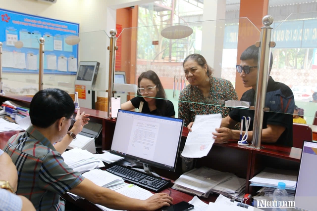 Lãnh đạo tỉnh Nghệ An: Tập huấn kỹ năng giải quyết TTHC cho cán bộ cấp xã theo hình thức 'cầm tay chỉ việc'- Ảnh 2. Lãnh đạo tỉnh Nghệ An: Tập huấn kỹ năng giải quyết TTHC cho cán bộ cấp xã theo hình thức 'cầm tay chỉ việc'- Ảnh 2.