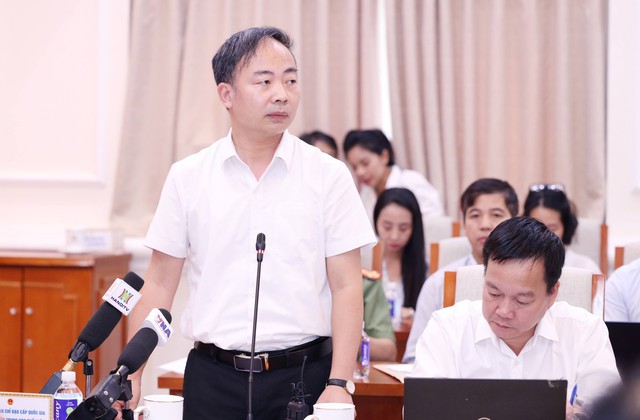 Bộ GD&ĐT: Đề thi THPT 2025 không khó đột ngột, đã cân nhắc kết quả khảo sát- Ảnh 1. Bộ GD&ĐT: Đề thi THPT 2025 không khó đột ngột, đã cân nhắc kết quả khảo sát- Ảnh 1.