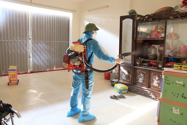 Hà Nội ghi nhận ổ dịch sốt xuất huyết mới tại Tây Hồ, nguy cơ lan rộng- Ảnh 1. Hà Nội ghi nhận ổ dịch sốt xuất huyết mới tại Tây Hồ, nguy cơ lan rộng- Ảnh 1.