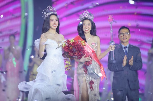 Chiêm ngưỡng nhan sắc đời thường trong trẻo của tân Hoa hậu Hà Trúc Linh- Ảnh 2. Chiêm ngưỡng nhan sắc đời thường trong trẻo của tân Hoa hậu Hà Trúc Linh- Ảnh 2.