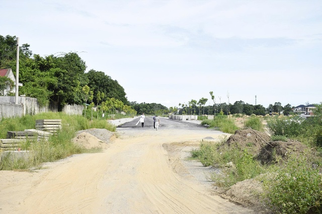 Nghệ An: Xử lý vướng mắc, đẩy nhanh tiến độ các tiểu dự án hạ tầng kỹ thuật cơ bản- Ảnh 4. Nghệ An: Xử lý vướng mắc, đẩy nhanh tiến độ các tiểu dự án hạ tầng kỹ thuật cơ bản- Ảnh 4.
