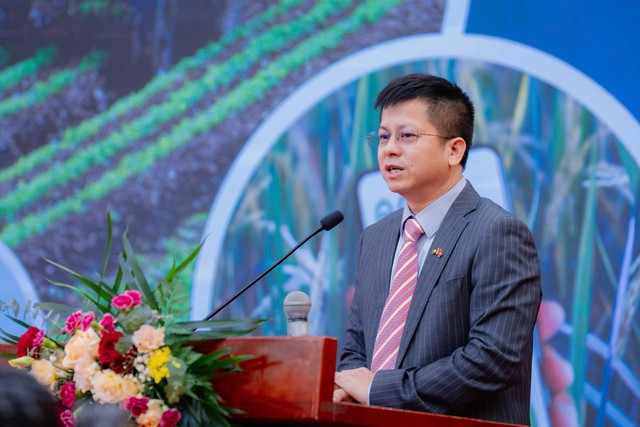 Giải pháp phát triển bền vững toàn diện cho doanh nghiệp trong kỷ nguyên mới- Ảnh 2. Giải pháp phát triển bền vững toàn diện cho doanh nghiệp trong kỷ nguyên mới- Ảnh 2.