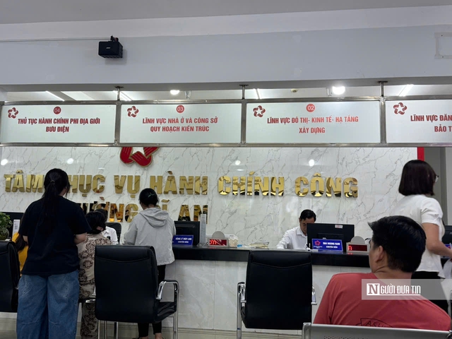 Loạt trụ sở ở Bình Dương thay biển, trước giờ “G” nhập vào Tp.HCM- Ảnh 4. Loạt trụ sở ở Bình Dương thay biển, trước giờ “G” nhập vào Tp.HCM- Ảnh 4.