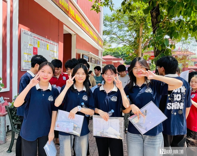 Thí sinh Nghệ An nhận định đề thi Ngữ văn vừa sức- Ảnh 3. Thí sinh Nghệ An nhận định đề thi Ngữ văn vừa sức- Ảnh 3.