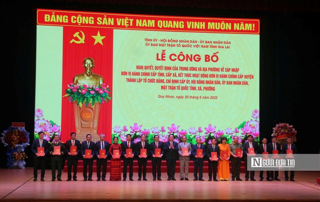 Công bố các nghị quyết, quyết định sáp nhập, thành lập tỉnh Gia Lai mới- Ảnh 3. Công bố các nghị quyết, quyết định sáp nhập, thành lập tỉnh Gia Lai mới- Ảnh 3.