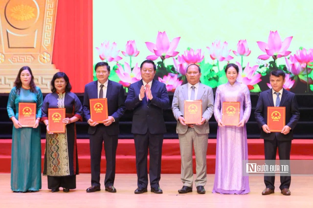 Công bố các nghị quyết, quyết định sáp nhập, thành lập tỉnh Gia Lai mới- Ảnh 6. Công bố các nghị quyết, quyết định sáp nhập, thành lập tỉnh Gia Lai mới- Ảnh 6.