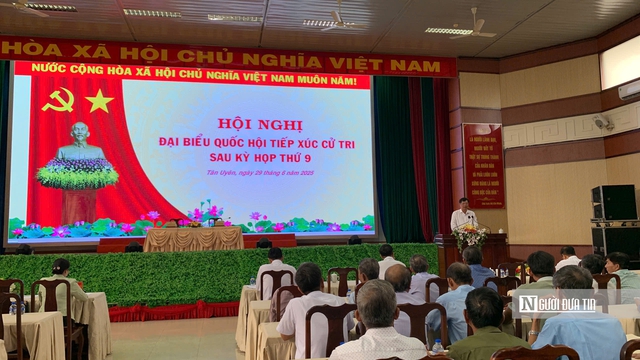 Đại biểu Quốc hội Trần Công Phàn tiếp xúc cử tri tại Bình Dương- Ảnh 2. Đại biểu Quốc hội Trần Công Phàn tiếp xúc cử tri tại Bình Dương- Ảnh 2.