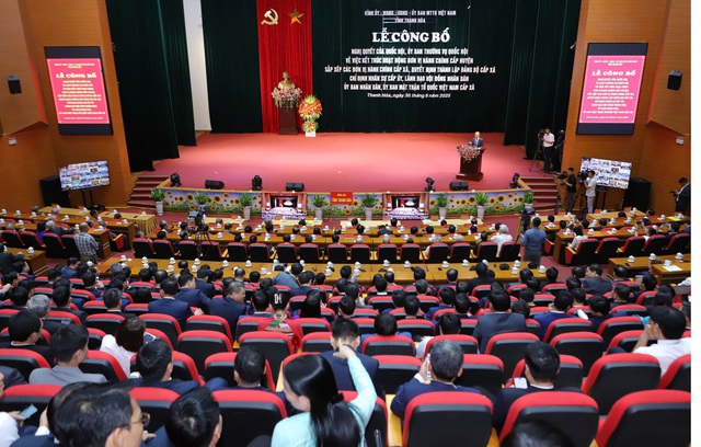 Thanh Hóa công bố thành lập 166 xã, phường mới và chỉ định nhân sự- Ảnh 2. Thanh Hóa công bố thành lập 166 xã, phường mới và chỉ định nhân sự- Ảnh 2.