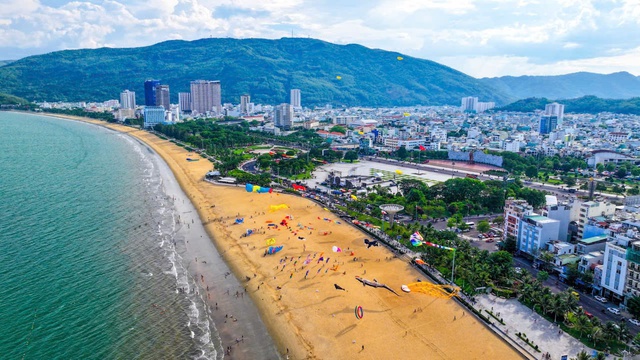 Trưởng Ban Tuyên giáo và Dân vận Trung ương thăm và làm việc với phường Quy Nhơn- Ảnh 1. Trưởng Ban Tuyên giáo và Dân vận Trung ương thăm và làm việc với phường Quy Nhơn- Ảnh 1.