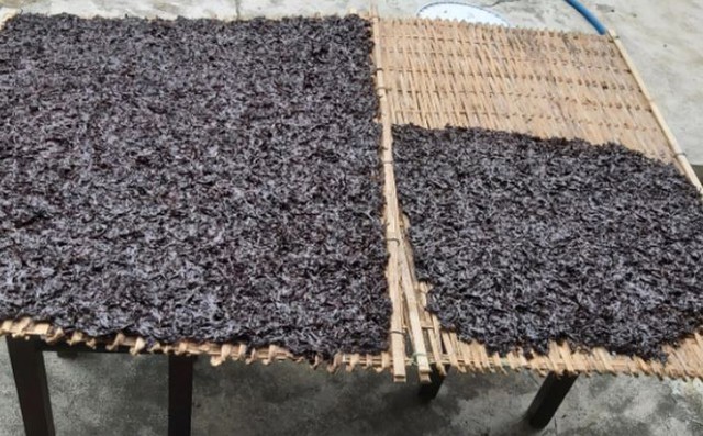 Thứ đặc sản xưa là "món ăn nhà nghèo" nay được dân phố lùng mua- Ảnh 1. Thứ đặc sản xưa là "món ăn nhà nghèo" nay được dân phố lùng mua- Ảnh 1.