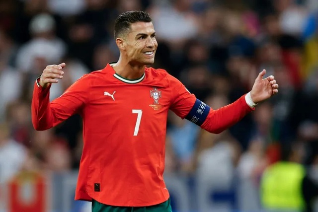 Cristiano Ronaldo ghi bàn thắng quốc tế thứ 137 khi Bồ Đào Nha đánh bại Đức với tỉ số 2-1 ở bán kết Nations League tại Munich. (Ảnh: Alexandra BEIER) Cristiano Ronaldo ghi bàn thắng quốc tế thứ 137 khi Bồ Đào Nha đánh bại Đức với tỉ số 2-1 ở bán kết Nations League tại Munich. (Ảnh: Alexandra BEIER)