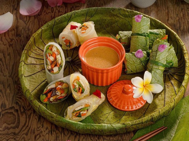 Việt Nam qua ánh nhìn của Địa Trung Hải: Ẩm thực, văn hoá và nghệ sĩ- Ảnh 1. Việt Nam qua ánh nhìn của Địa Trung Hải: Ẩm thực, văn hoá và nghệ sĩ- Ảnh 1.