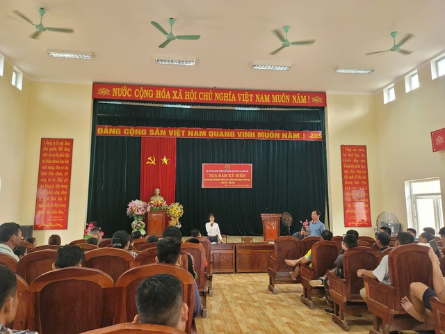 Sở NN&MT Thanh Hóa vào cuộc vụ người dân tập trung Sở NN&MT Thanh Hóa vào cuộc vụ người dân tập trung