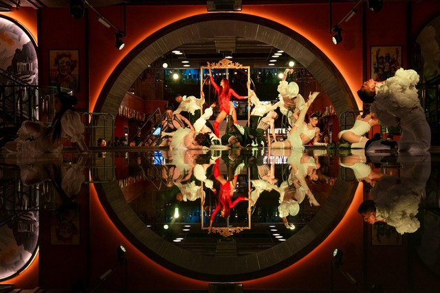 Đạo diễn vũ đạo của MV Bắc Bling dàn dựng show diễn “siêu hot” tại Ba Na Hills- Ảnh 1. Đạo diễn vũ đạo của MV Bắc Bling dàn dựng show diễn “siêu hot” tại Ba Na Hills- Ảnh 1.