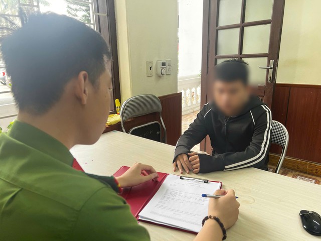 Khởi tố nam thanh niên "yêu" bạn gái nhí chưa đủ 13 tuổi- Ảnh 1. Khởi tố nam thanh niên "yêu" bạn gái nhí chưa đủ 13 tuổi- Ảnh 1.