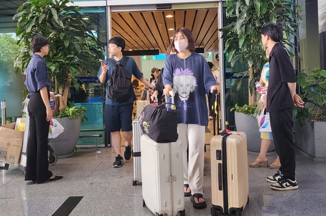 Chuyến bay thẳng từ Manila, tín hiệu tích cực với du lịch Đà Nẵng sau sáp nhập- Ảnh 3.