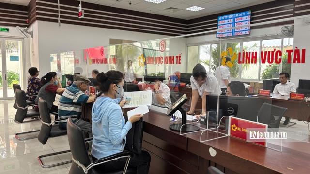 Chính quyền 2 cấp đi vào vận hành: Người dân Tp.HCM phấn khởi vì thủ tục nhanh, gọn- Ảnh 17.