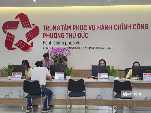 Chính quyền 2 cấp đi vào vận hành: Người dân Tp.HCM phấn khởi vì thủ tục nhanh, gọn- Ảnh 21.