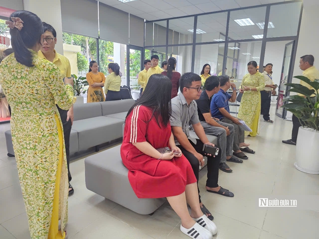 Chính quyền 2 cấp đi vào vận hành: Người dân Tp.HCM phấn khởi vì thủ tục nhanh, gọn- Ảnh 22.