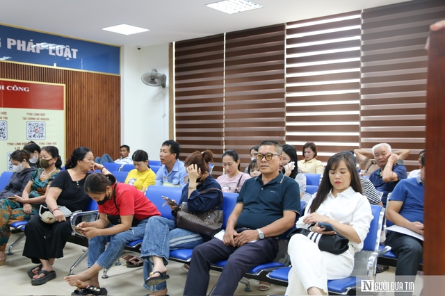 Ngày đầu vận hành chính quyền 2 cấp ở Nghệ An: Thủ tục rõ ràng, quy trình gọn nhẹ, cán bộ tận tụy, vì dân- Ảnh 1. Ngày đầu vận hành chính quyền 2 cấp ở Nghệ An: Thủ tục rõ ràng, quy trình gọn nhẹ, cán bộ tận tụy, vì dân- Ảnh 1.