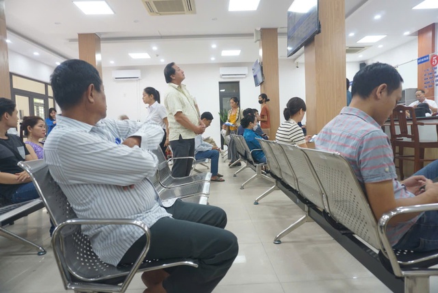 Chính quyền 2 cấp vận hành ngày đầu: Người dân Đà Nẵng hài lòng- Ảnh 7.