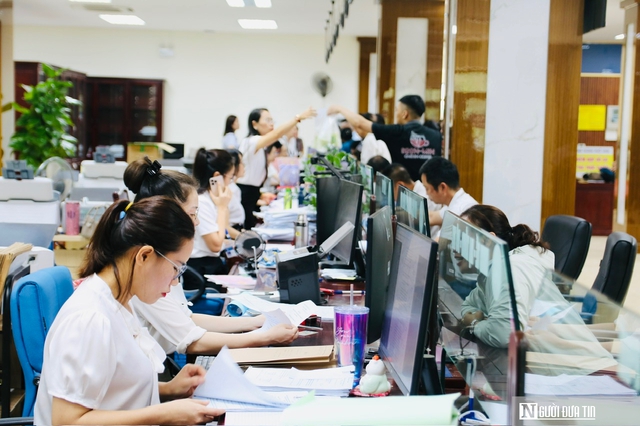 Nghệ An sẽ “cầm tay chỉ việc' cho cán bộ xã để giải quyết các thủ tục đất đai- Ảnh 3. Nghệ An sẽ “cầm tay chỉ việc' cho cán bộ xã để giải quyết các thủ tục đất đai- Ảnh 3.
