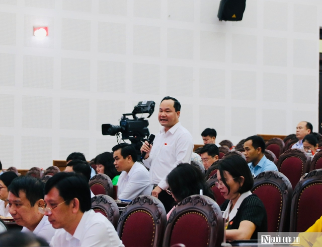 Nghệ An sẽ “cầm tay chỉ việc' cho cán bộ xã để giải quyết các thủ tục đất đai- Ảnh 2. Nghệ An sẽ “cầm tay chỉ việc' cho cán bộ xã để giải quyết các thủ tục đất đai- Ảnh 2.