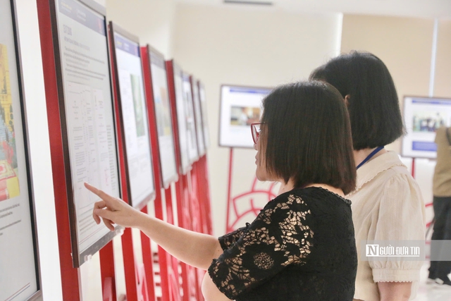 Trưng bày tài liệu và trao trả hồ sơ chứng tích - Ảnh 4.