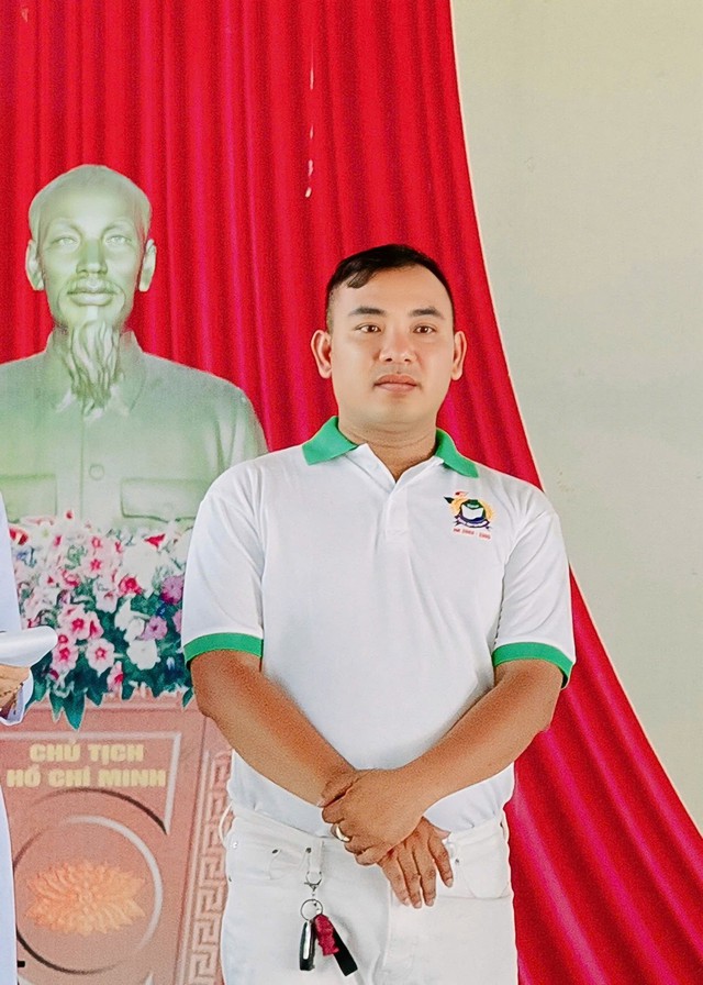 20 năm ngày trở về đầy xúc động của cựu học sinh Trường THPT Tô Văn Ơn - Ảnh 10.