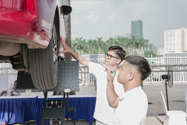 “Đi xe xăng, về xe điện”, người dùng chia sẻ: Lái ngon, ưu đãi lớn, tội gì không lên đời- Ảnh 3. “Đi xe xăng, về xe điện”, người dùng chia sẻ: Lái ngon, ưu đãi lớn, tội gì không lên đời- Ảnh 3.