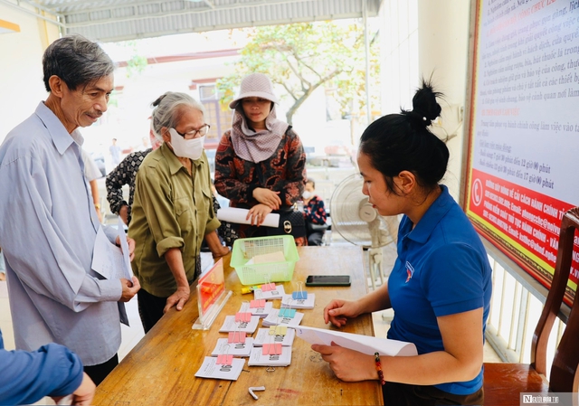 Phó Chủ tịch UBND tỉnh Nghệ An: Bộ máy hành chính tinh, gọn, mạnh, hiệu quả, vì nhân dân phục vụ - Ảnh 2.