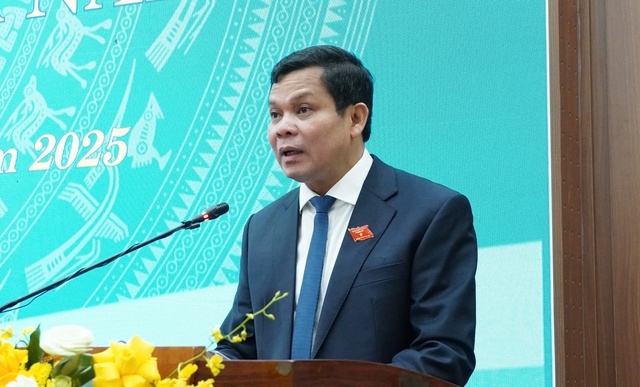 HĐND tỉnh Quảng Ngãi khai mạc Kỳ họp thứ 2: Quyết nghị nhiều vấn đề quan trọng cho 6 tháng cuối năm- Ảnh 2. HĐND tỉnh Quảng Ngãi khai mạc Kỳ họp thứ 2: Quyết nghị nhiều vấn đề quan trọng cho 6 tháng cuối năm- Ảnh 2.